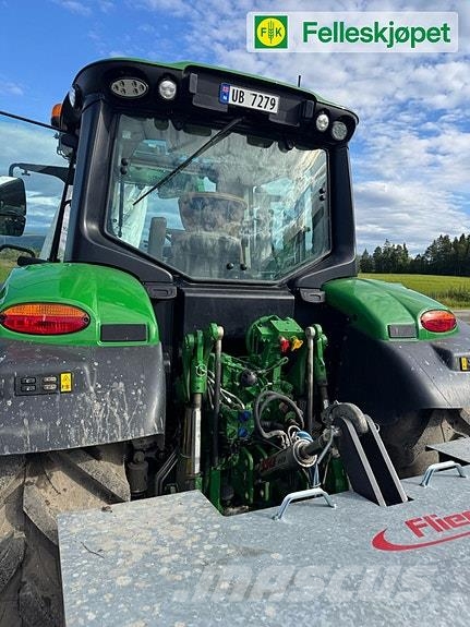 John Deere 6M125 Traktoren