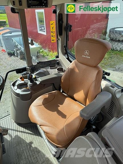 John Deere 6M125 Traktoren