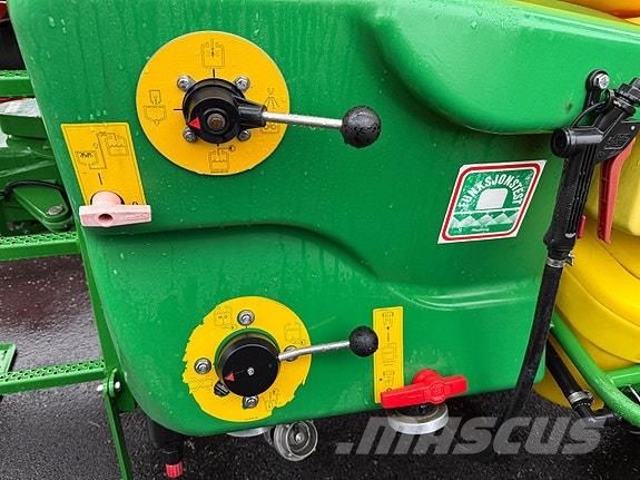 John Deere 732i رشاشات ذاتية الحركة