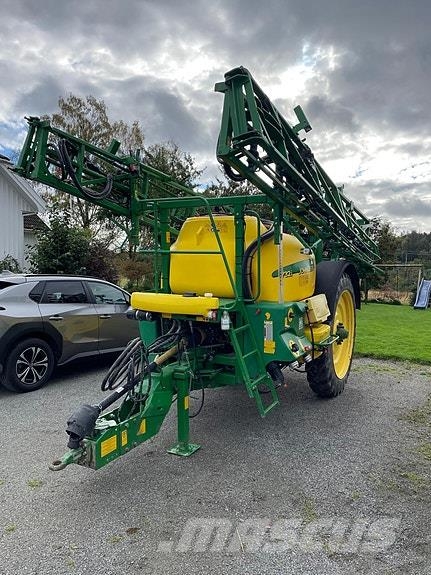 John Deere 732i رشاشات ذاتية الحركة
