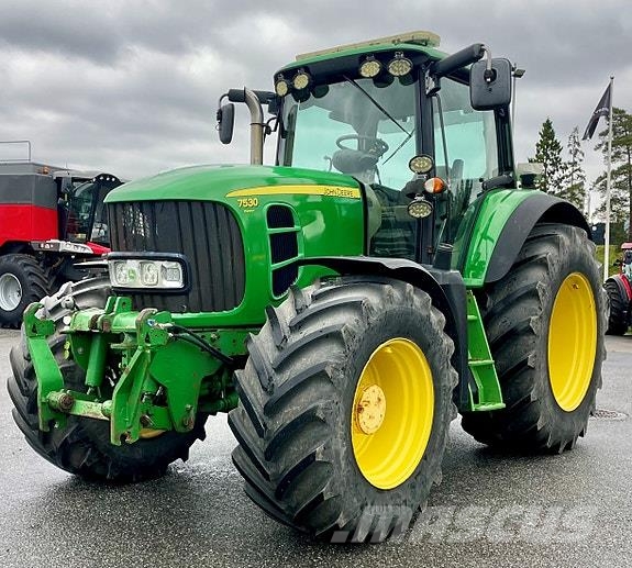 John Deere 7530 Traktorer