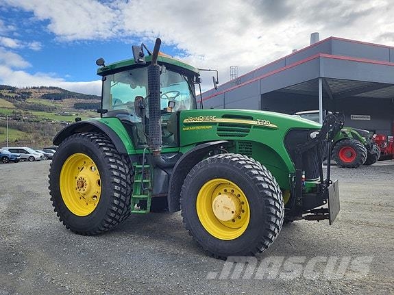 John Deere 7720