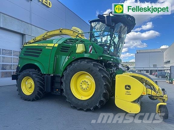 John Deere 8400 Schwader