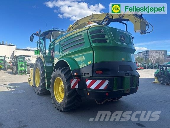 John Deere 8400 Schwader