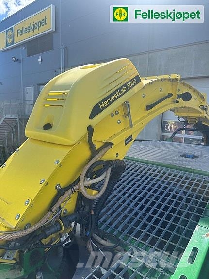 John Deere 8400 Schwader