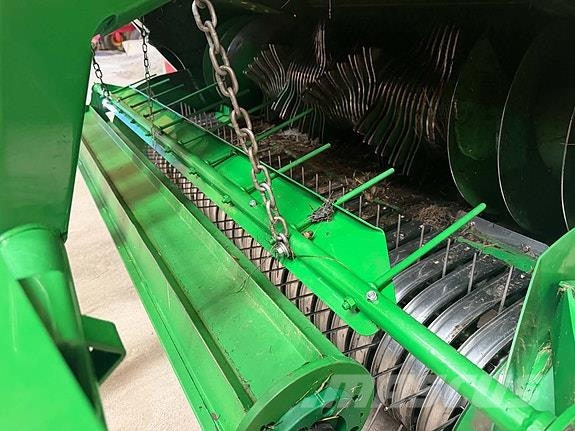 John Deere C441R Prese/balirke za rolo bale