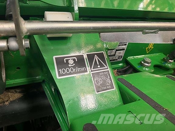 John Deere C441R Prese/balirke za rolo bale