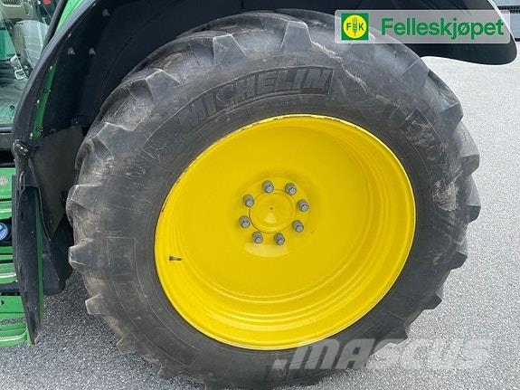 John Deere Hjul par: Michelin Multibib 540/65R38 GKN Gul 1 Шины и колёса