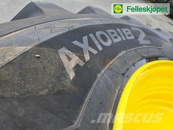 John Deere Hjul par: Michelin Axiobib 2 710/70R42 GKN Gul TW2 الإطارات والعجلات والحافات