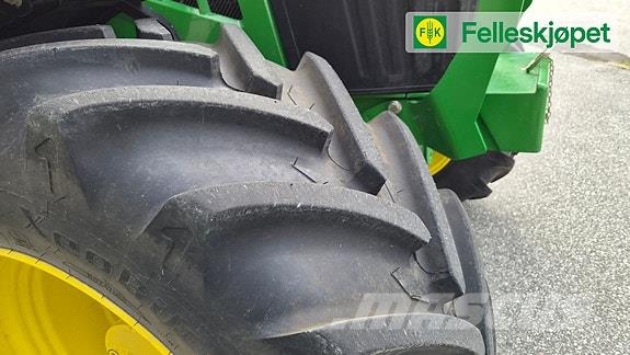 John Deere Hjul par: Michelin XeoBiB 520/60R28 Originalfelg J Шины и колёса