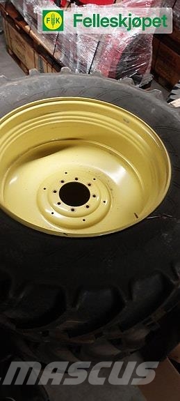 John Deere Hjul par: Mitas 660/65 42 GKN Gul 600 Pneumatici, ruote e cerchioni