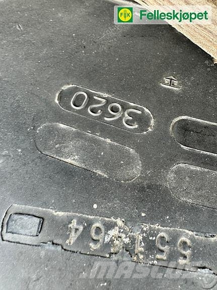 John Deere Hjul par: Nokian TRI2 620/80R42 Fakspro GUL DW20B Ελαστικά και ζάντες