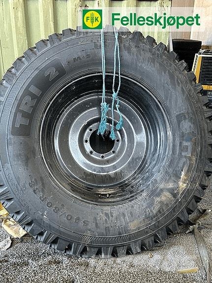 John Deere Hjul par: Nokian TRI 2 540/80R38 Fakspro sort Tyres, wheels and rims