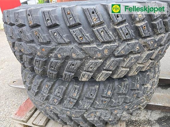 John Deere Hjul par: Nokian TRI 2 360/80R24 gul Tyres, wheels and rims
