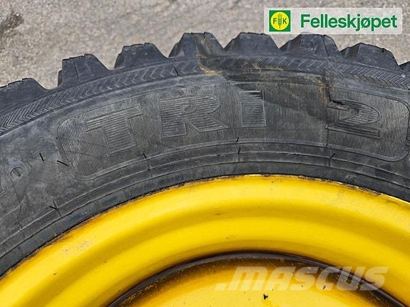 John Deere Hjul par: Nokian TRI 2 360/80R24 gul Tyres, wheels and rims