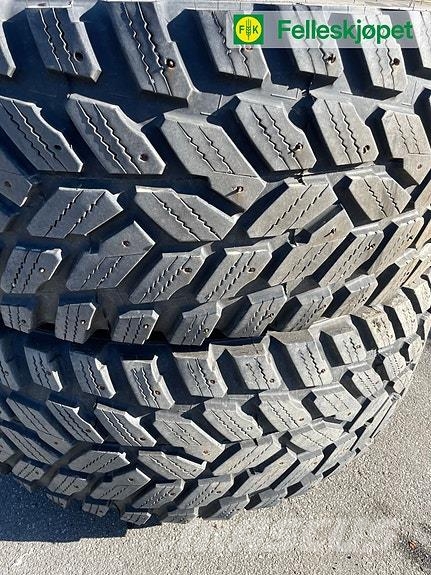 John Deere Hjul par: Nokian hakkapilitta 650/65R42 LP Wheels Dekk, hjul og felger