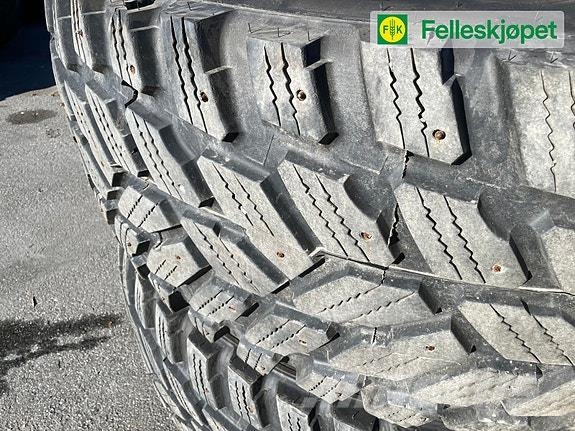John Deere Hjul par: Nokian hakkapilitta 650/65R42 LP Wheels  Reifen