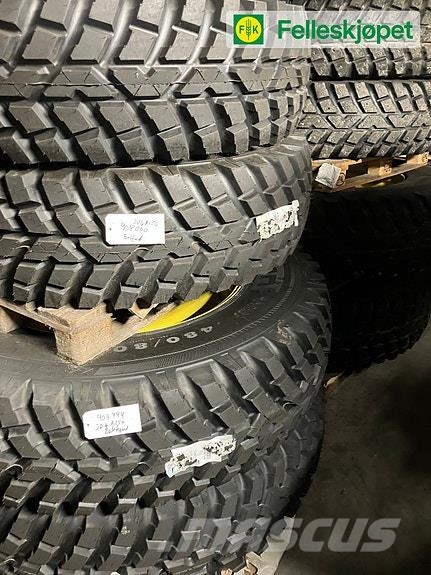 John Deere Hjul par: Nokian TRI 480/80R38 GKN gul 25 タイヤ、ホイル、リム