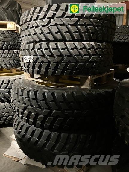 John Deere Hjul par: Nokian TRI 480/80R38 GKN gul 25 タイヤ、ホイル、リム