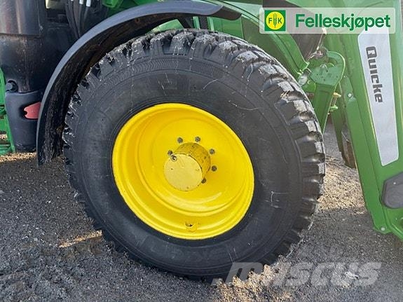 John Deere Hjul par: Nokian TRI 2 M+S 440/80R28 Gule DW14L Tyres, wheels and rims