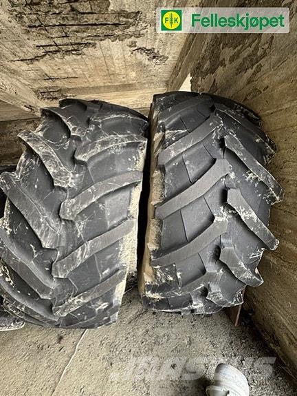 John Deere Hjul par: Trelleborg TM 900 HP 710/70R42 GKN Gul Ruedas