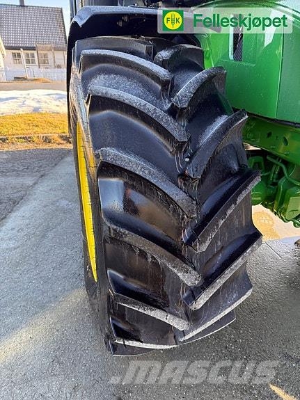 John Deere Hjulpar: Mitas AC65 540/65R30 GKN Gul Pneumatici, ruote e cerchioni