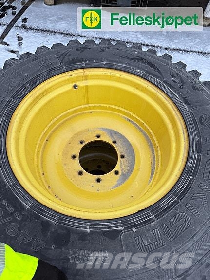 John Deere Hjulsett 540/80R38 og 440/80R28 Ελαστικά και ζάντες