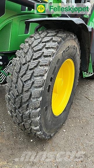 John Deere Nokian Hakkapelitta TRI 440/80R28 Traktoren