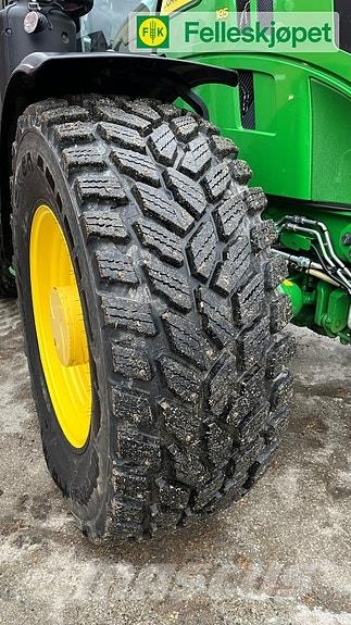 John Deere Nokian Hakkapelitta TRI 540/65 30 Traktoren