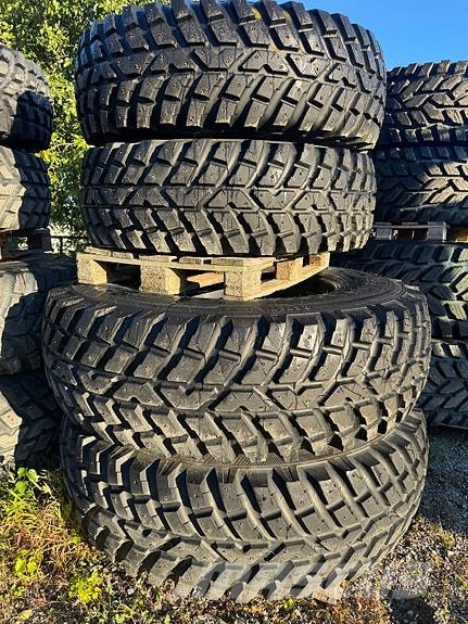 John Deere Nokian TRI2 440/80R28 og 540/80R38 Traktoren