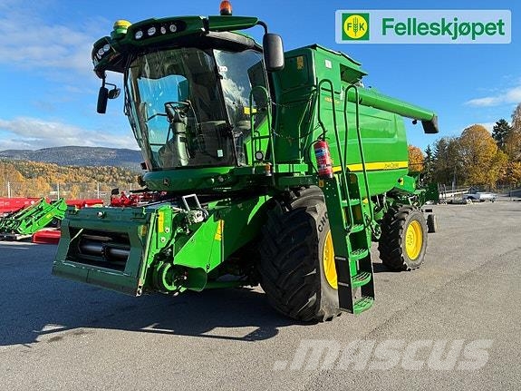 John Deere T560i HM حصادات
