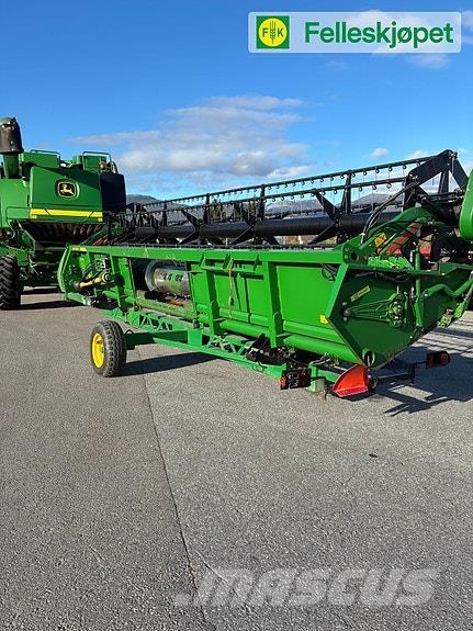 John Deere T560i HM حصادات