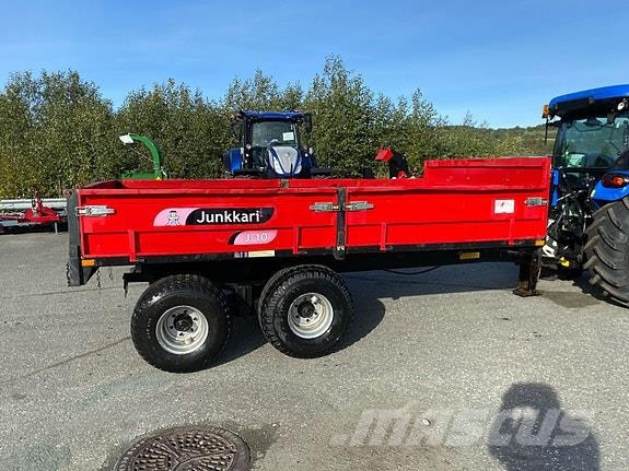 Junkkari J - 10 مقطورات للأغراض العامة