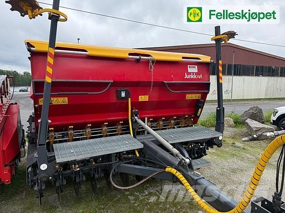Junkkari S 300 Pluss Mėšlo barstytuvai