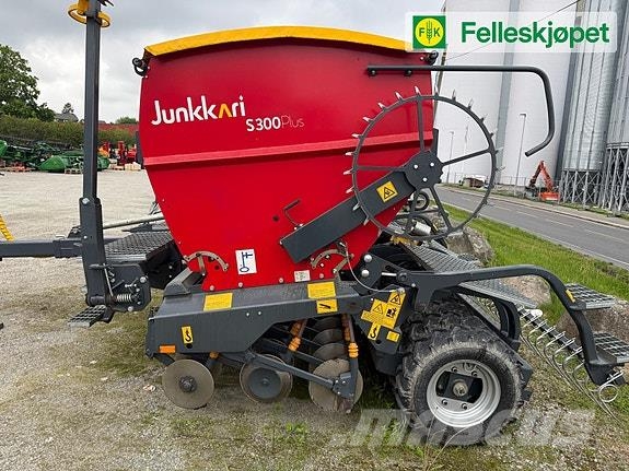 Junkkari S 300 Pluss Mėšlo barstytuvai