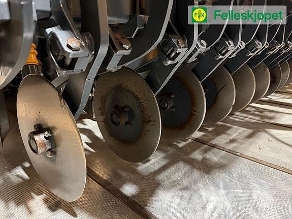 Junkkari S 300 Pluss Mėšlo barstytuvai