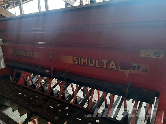 Junkkari Simulta 2500 Rasipači mineralnog gnojiva