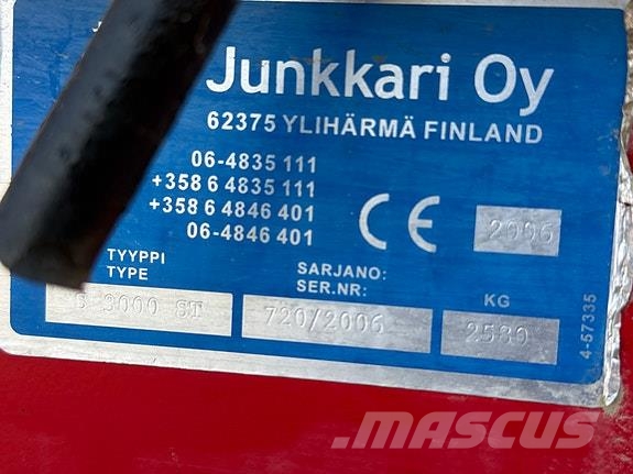 Junkkari SImulta 3000 ST Espalhadores de estrume