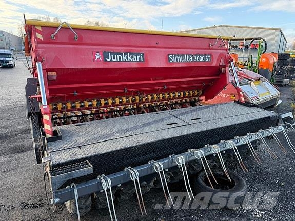 Junkkari SImulta 3000 ST Espalhadores de estrume