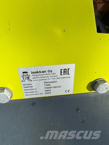 Junkkari T300 C Espalhadores de estrume