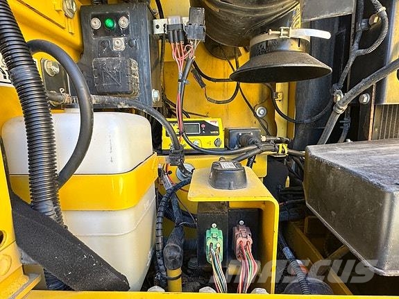 Komatsu PC 290 LC-11, Vi tar alt tenkelig i innbytte, bare معدات البناء - غير ذلك