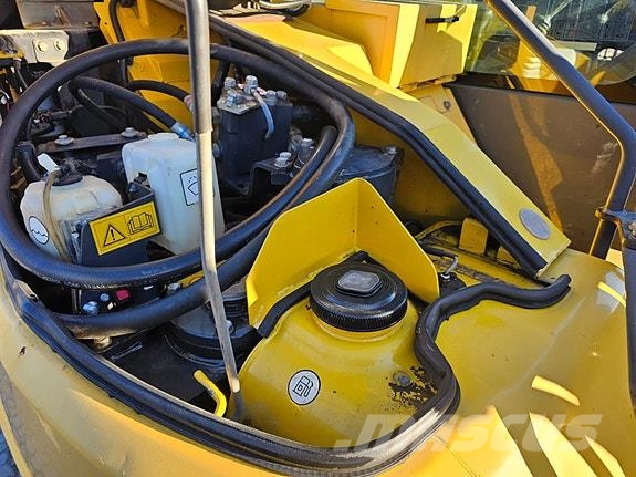 Komatsu PC 88MR-8 Stavebnictví - ostatní