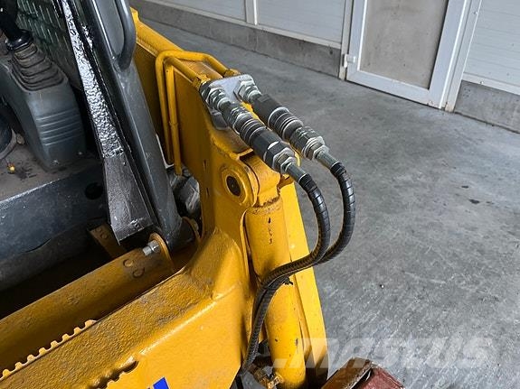 Komatsu SK714 معدات البناء - غير ذلك