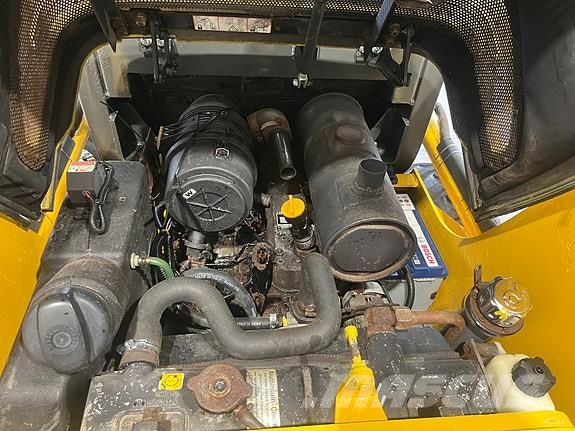 Komatsu SK714 معدات البناء - غير ذلك