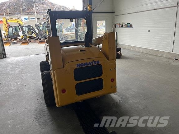 Komatsu SK714 معدات البناء - غير ذلك