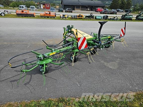 Krone Vendro 560 sprederive Zgrabljalniki