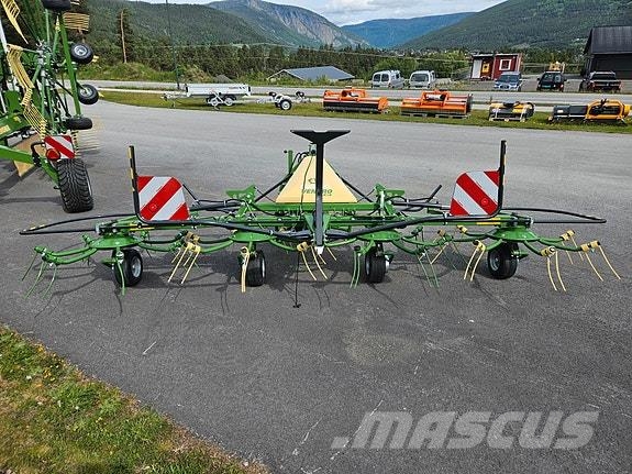 Krone Vendro 560 sprederive Zgrabljalniki