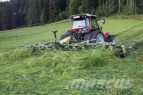 Krone Vendro 900 Sprederive Balirke (okrogle bale)