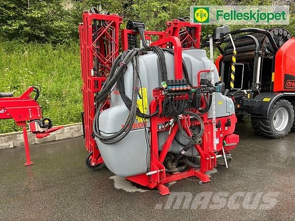 Krukowiak Hero sprøyte, 21 meter bom, 1700 liter رشاشات ذاتية الحركة