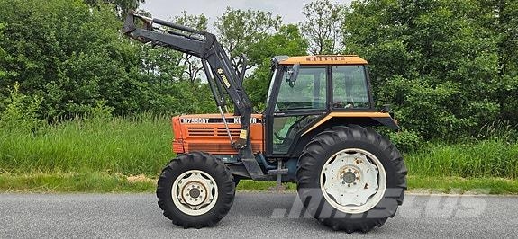 Kubota M 7950 DT Traktory